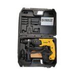 22mm 3 mode SDS-Plus Hammer D25033C (DEWALT) - Image 2